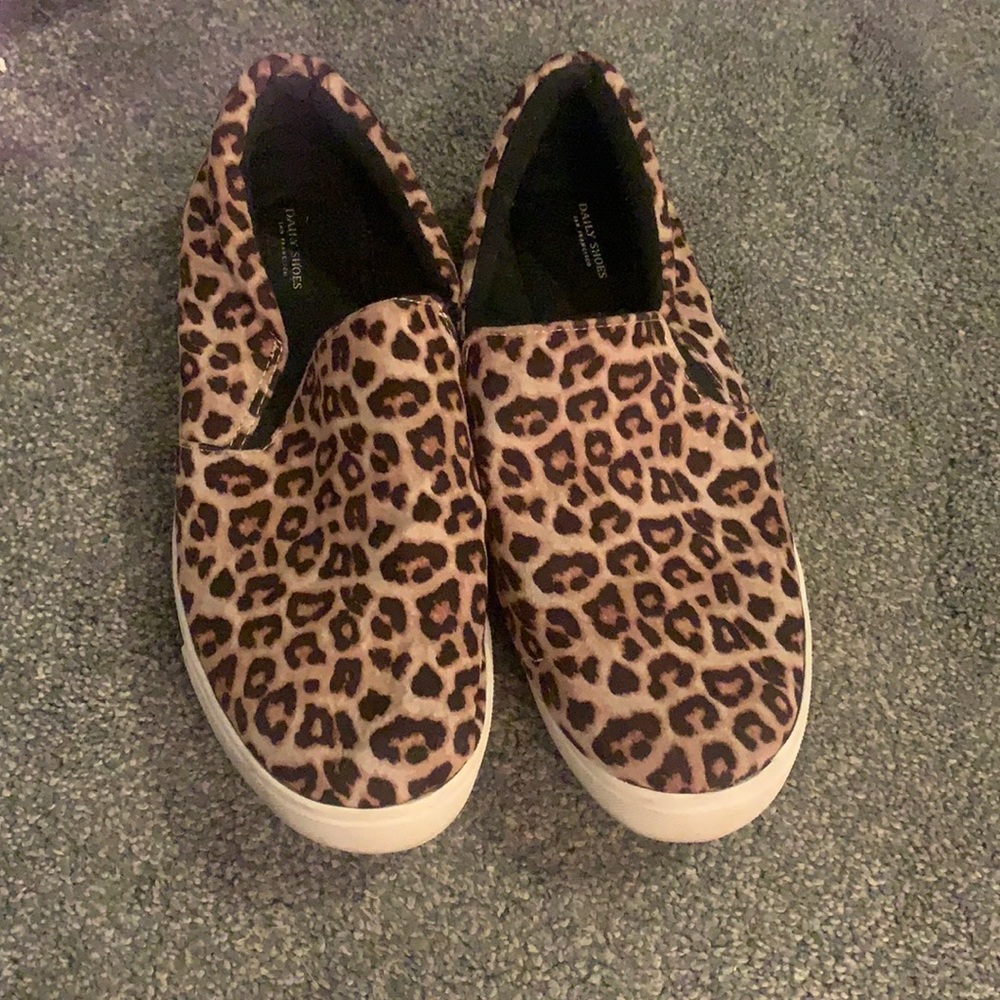 cheetah print low casual shoes